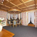Haus Saskia בית הארחה