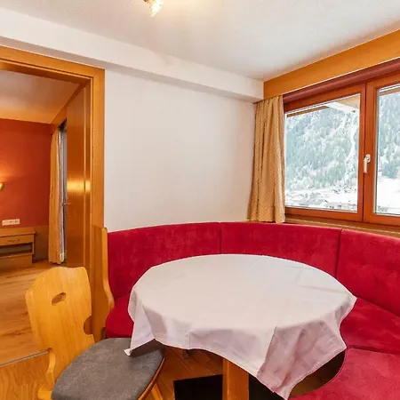 Πανσιόν Haus Saskia 4*