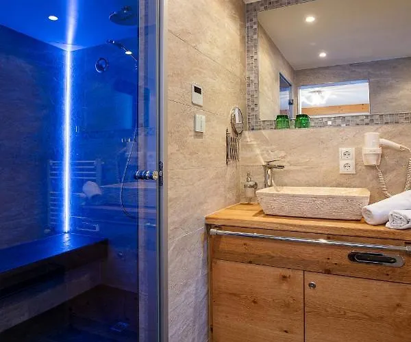 萨斯基亚旅馆 4*