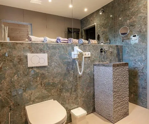 萨斯基亚旅馆 4* 索尔登