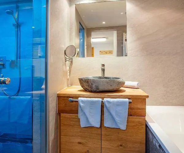 萨斯基亚旅馆 4* 索尔登